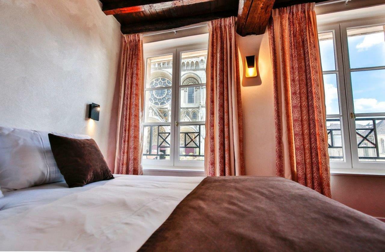 Logis Du Parvis ***Face Cathedrale/In Front Of The Cathedral*** Bed & Breakfast Laon Bagian luar foto